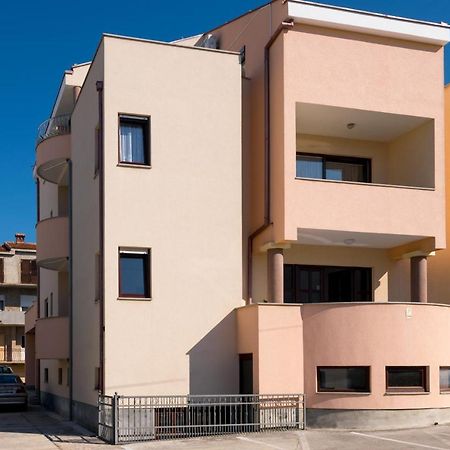 Apartments Bobi ザダル エクステリア 写真